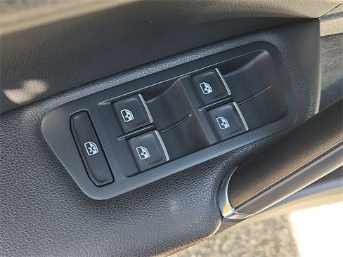 Used 2016 Volkswagen GTI Autobahn image 24