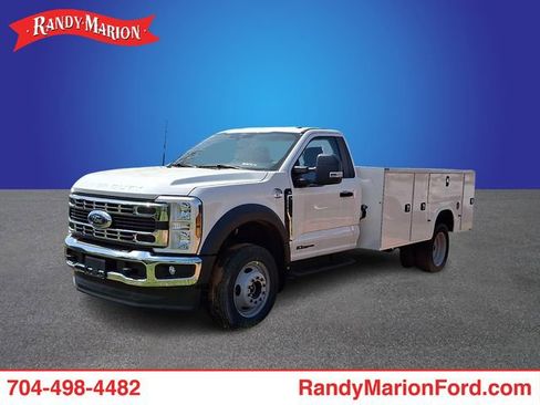 New 2024 Ford F550 4x4 Regular Cab Super Duty image 1