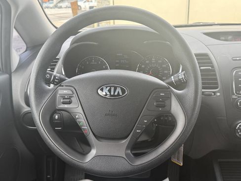 Used 2016 Kia Forte LX FWD image 15