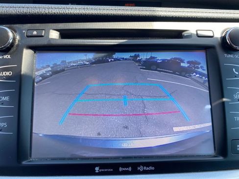 Used 2016 Toyota Highlander XLE AWD/4WD image 14