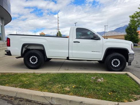 Used 2018 GMC Sierra 1500 2WD Regular Cab image 4