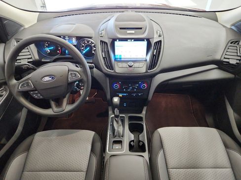 Used 2017 Ford Escape SE w/ Equipment Group 201A image 8