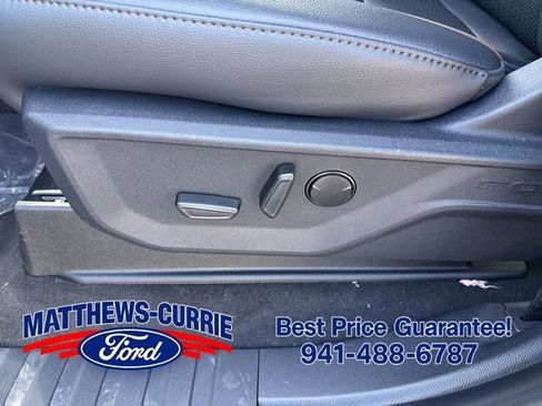 New 2026 Ford F250 Lariat w/ Black Appearance Package AWD/4WD image 15