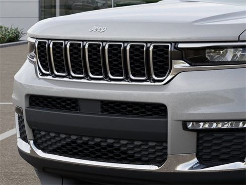 New 2025 Jeep Grand Cherokee L Limited w/ Trailer Tow Package image 11