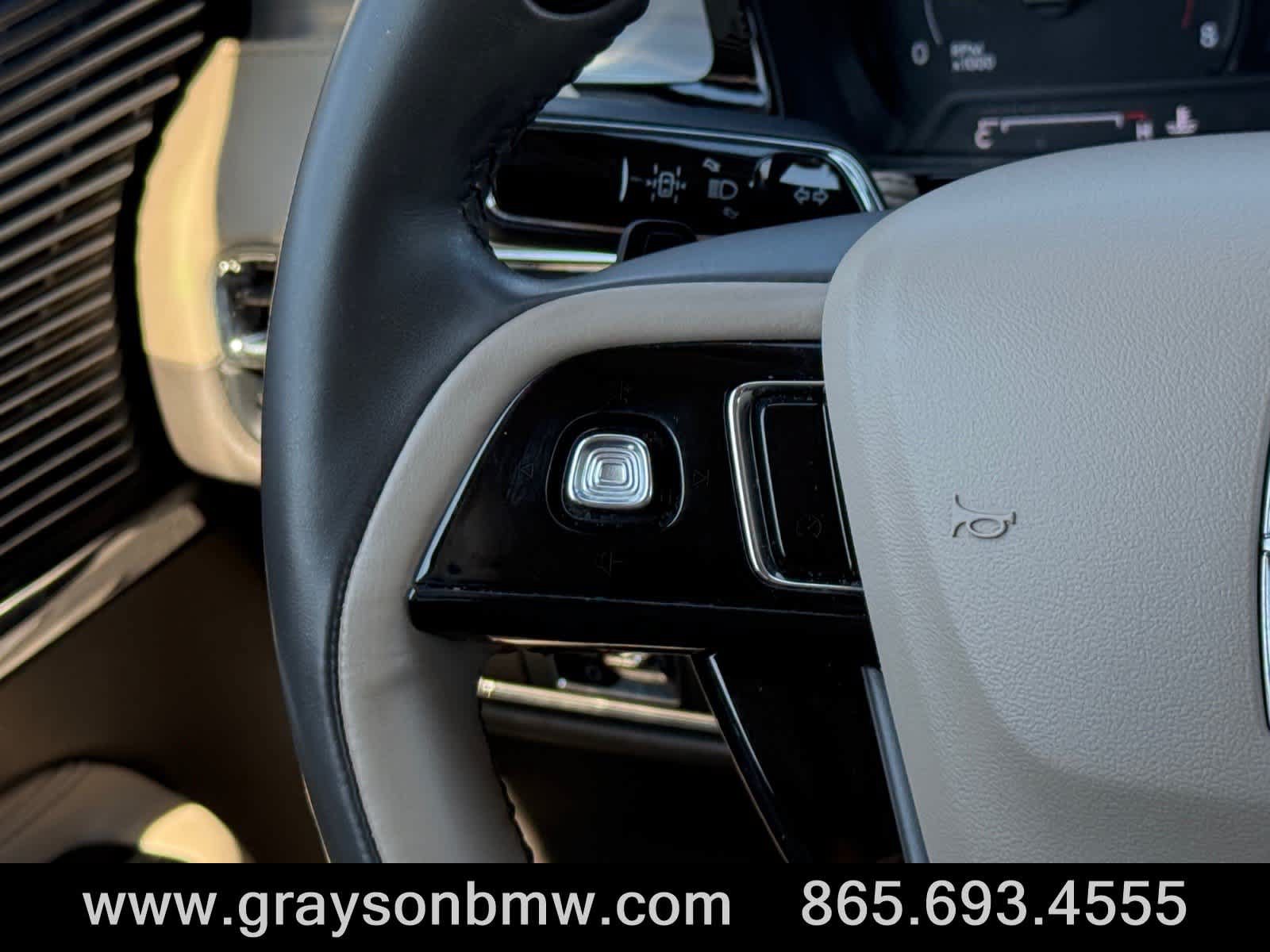 Used 2020 Lincoln Corsair FWD w/ Premium Package image 20