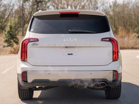 Used 2023 Kia Telluride S image 6