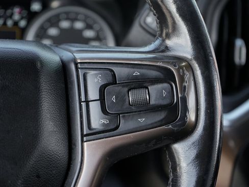 Used 2019 Chevrolet Silverado 1500 High Country image 24