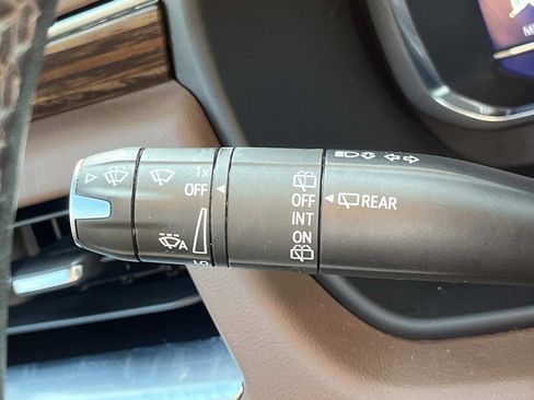 Used 2022 Chevrolet Suburban High Country AWD/4WD image 52