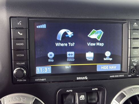 Used 2017 Jeep Wrangler Unlimited Rubicon AWD/4WD image 27