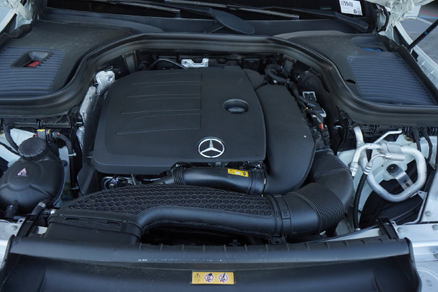 Used 2021 Mercedes-Benz GLC 300 4MATIC image 34