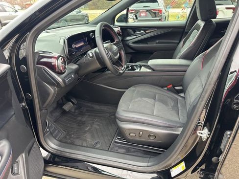 Used 2025 Chevrolet Blazer EV RS image 9