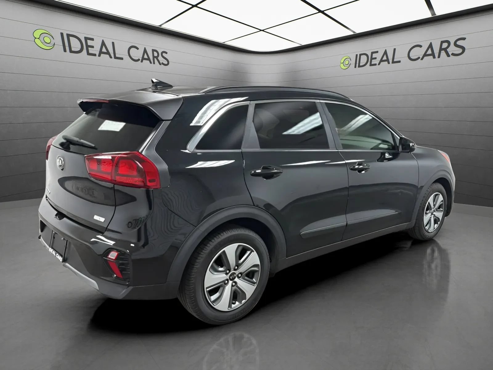 Used 2020 Kia Niro LX FWD image 5