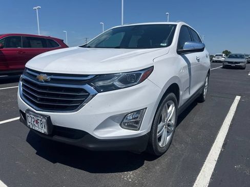 Used 2019 Chevrolet Equinox Premier AWD/4WD image 2