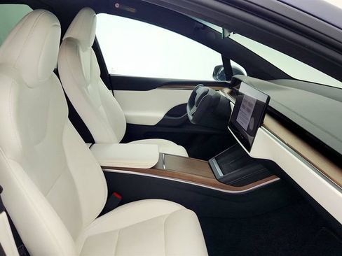 Used 2023 Tesla Model X AWD/4WD image 30