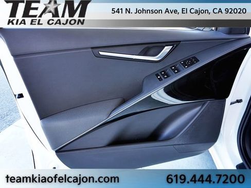 Certified 2024 Kia Niro Wind w/ Wind Preserve Package FWD image 22