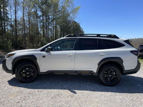 Used 2024 Subaru Outback Wilderness image 22