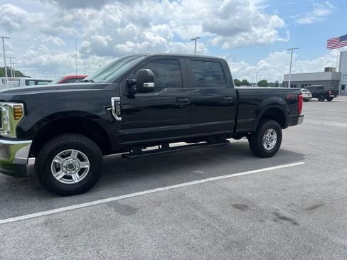Used 2018 Ford F250 XL w/ STX Appearance Package AWD/4WD image 3