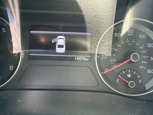 Used 2023 Kia Forte LXS FWD image 4