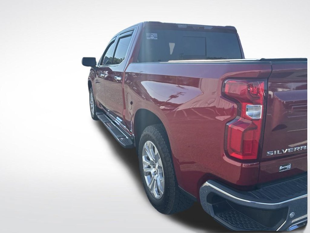 Used 2025 Chevrolet Silverado 1500 LTZ w/ LTZ Premium Package AWD/4WD image 6