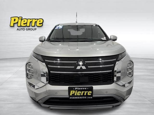 Used 2025 Mitsubishi Outlander SE AWD/4WD image 8