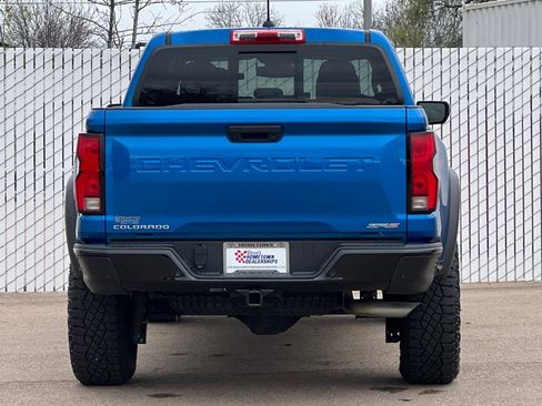 Used 2024 Chevrolet Colorado ZR2 w/ ZR2 Convenience Package III image 5