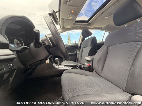 Used 2013 Subaru Impreza 2.0i Premium AWD/4WD image 11