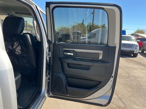 Used 2013 RAM 1500 Sport w/ Remote Start & Security Group image 16