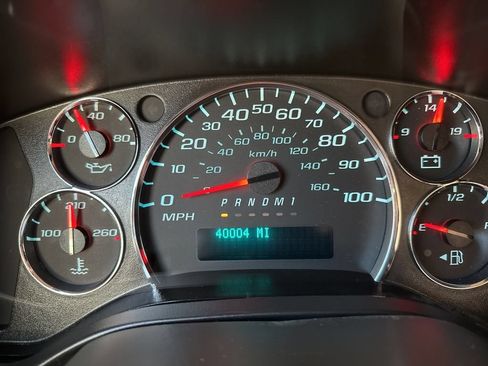 Used 2020 GMC Savana 3500 w/ Power Convenience Package RWD image 14