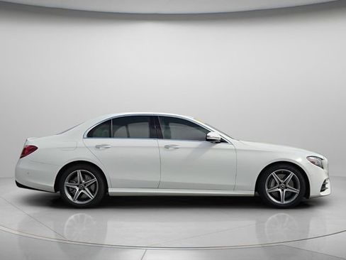 Used 2018 Mercedes-Benz E 400 4MATIC Sedan image 9