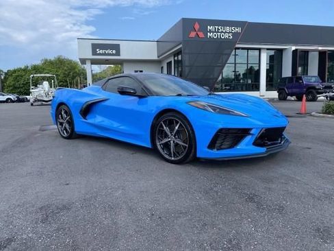 Used 2021 Chevrolet Corvette Stingray Premium Conv w/ Z51 Performance Package RWD image 16