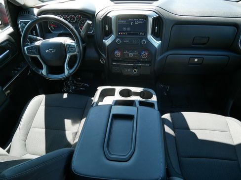 Used 2021 Chevrolet Silverado 1500 RST AWD/4WD image 10