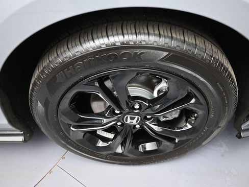 Used 2025 Honda Accord SE image 13