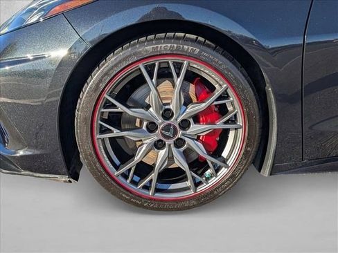 Certified 2023 Chevrolet Corvette Stingray Premium Cpe w/ Z51 Performance Package image 21