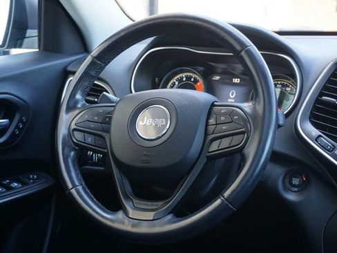 Used 2021 Jeep Cherokee Trailhawk AWD/4WD image 35
