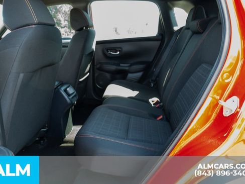 Used 2023 Honda HR-V Sport image 11