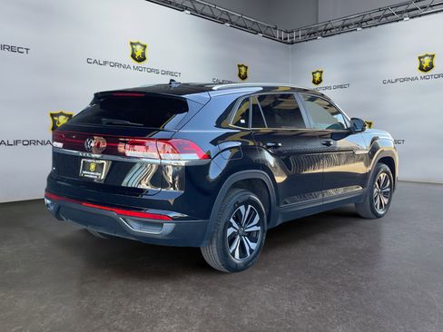 Used 2024 Volkswagen Atlas Cross Sport SE image 5