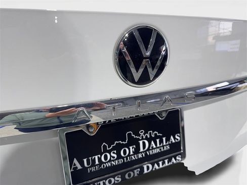 Used 2023 Volkswagen Atlas SE w/ Panoramic Sunroof Package image 21