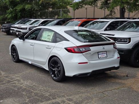 New 2025 Honda Civic Sport image 4