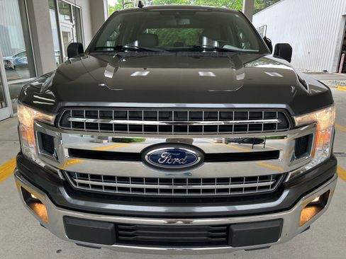 Certified 2019 Ford F150 XLT w/ Equipment Group 302A Luxury RWD image 9