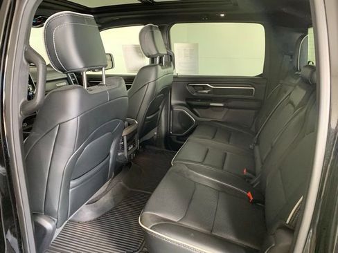 Used 2025 RAM 1500 Laramie AWD/4WD image 28