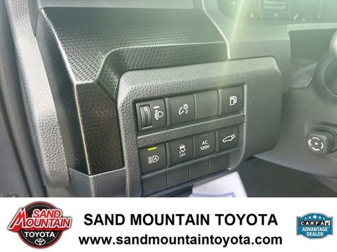 Used 2025 Toyota 4Runner Limited image 14