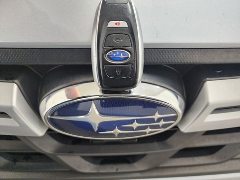 Used 2021 Subaru Crosstrek 2.0i Premium w/ Moonroof Package AWD/4WD image 41