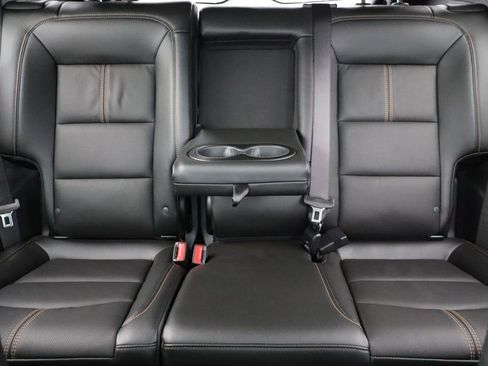 Used 2024 Chevrolet Equinox Premier image 39