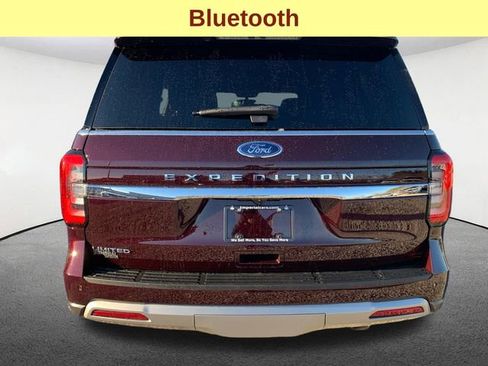 Used 2024 Ford Expedition Limited image 12