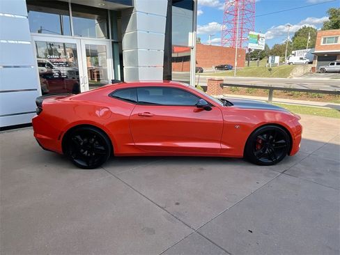 Used 2021 Chevrolet Camaro LT w/ 1LE Track Performance Package image 7