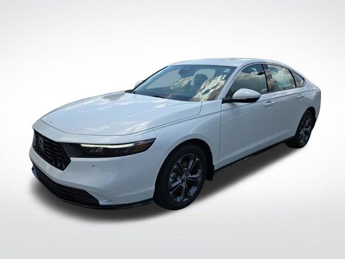 New 2026 Honda Accord EX-L image 8