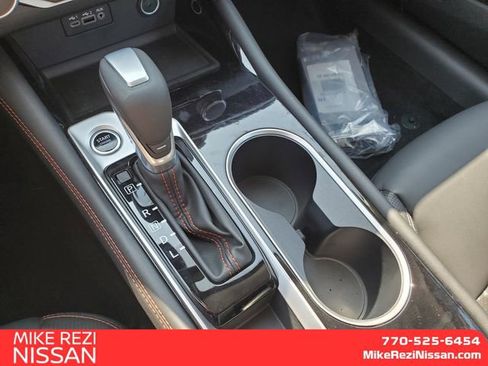 New 2025 Nissan Altima 2.5 SR image 15