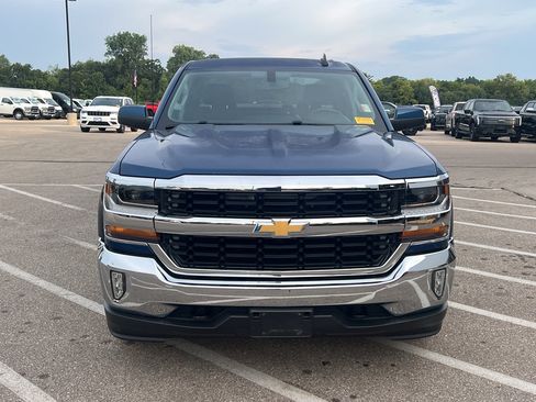 Used 2017 Chevrolet Silverado 1500 LT w/ All Star Edition AWD/4WD image 9