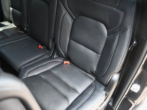 Used 2022 RAM 1500 Big Horn w/ Night Edition AWD/4WD image 22