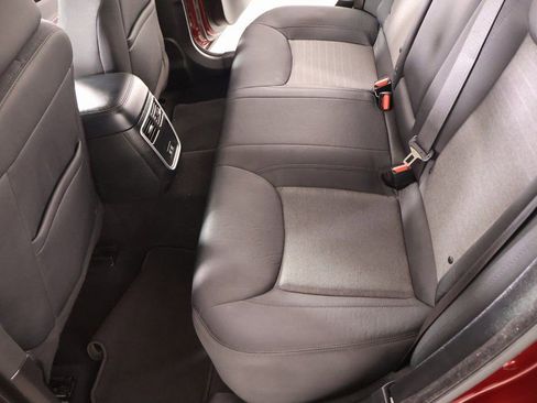 Used 2023 Chrysler 300 Touring w/ Sport Appearance Package image 11